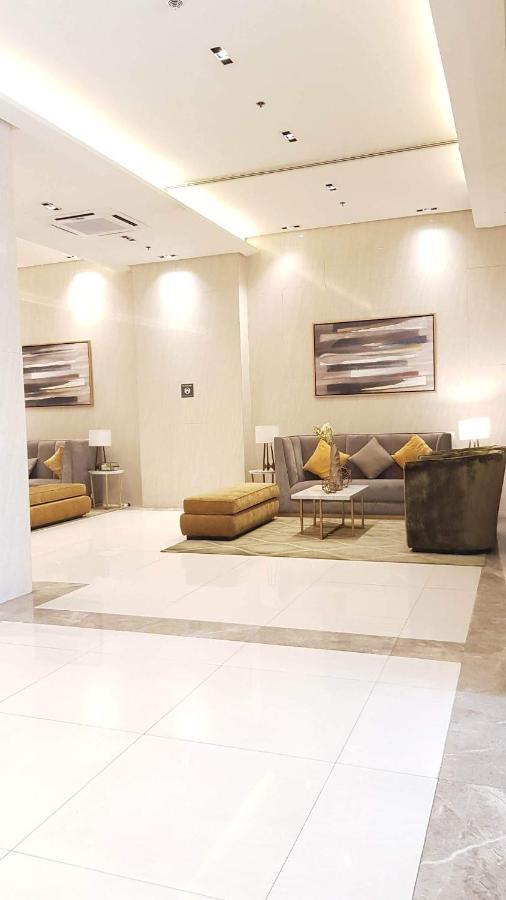 101 Newport Blvd C2 4F By Rechelle Nunag Pasay Buitenkant foto
