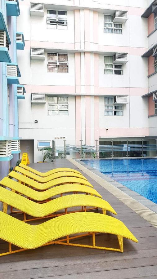 101 Newport Blvd C2 4F By Rechelle Nunag Pasay Buitenkant foto